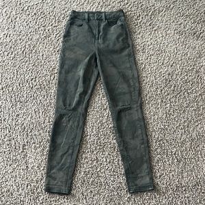 American Eagle camo jeggings